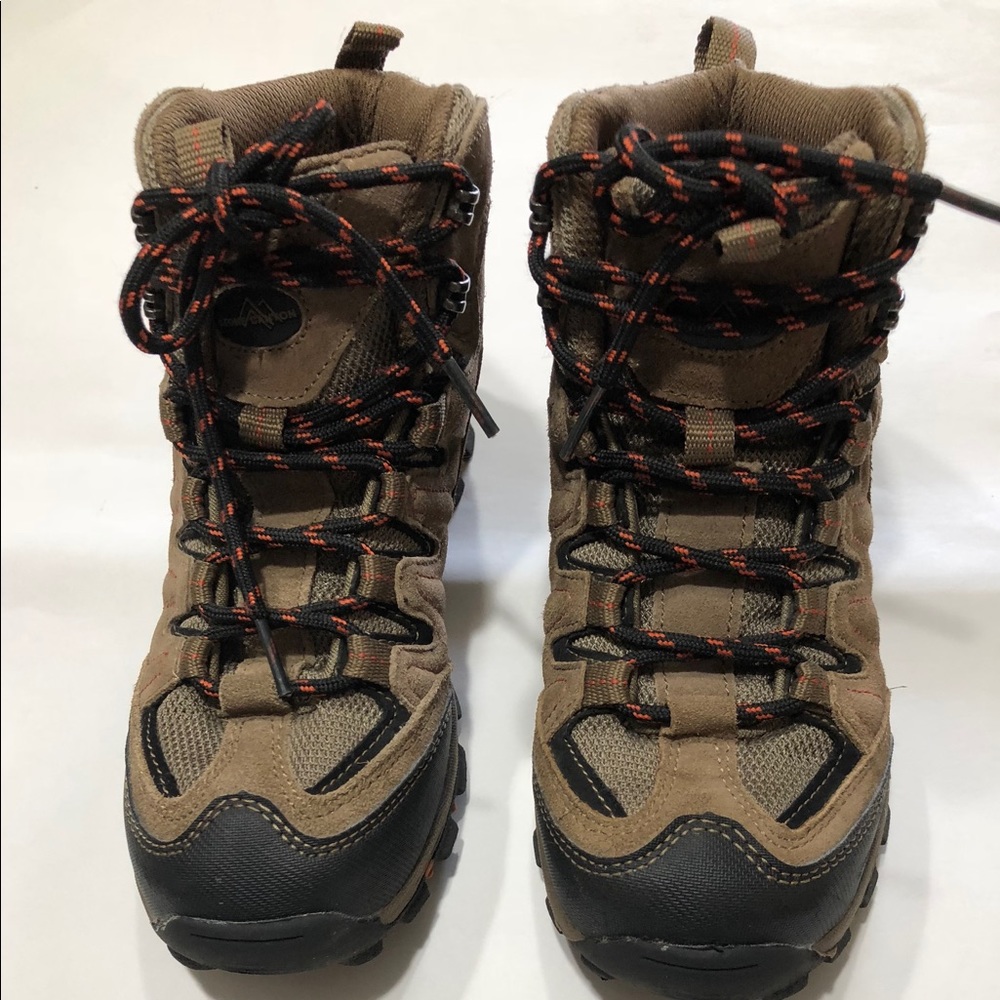 Stone Canyon Boys Boots Sz 2